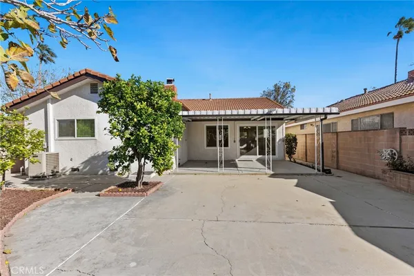 $4,400 | 7425 Garden Grove Avenue, Reseda, CA 91335