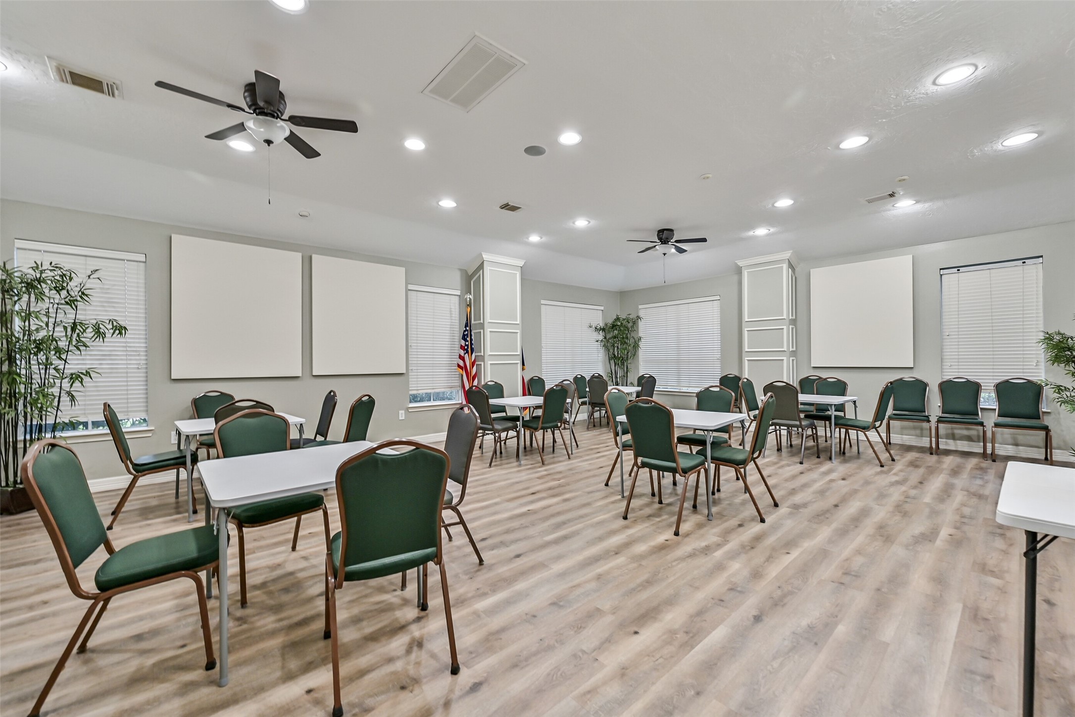 1448 North Riviera Circle Pearland, TX 77581 - Photo 31 of 35 Spacious card and game room within the clubhouse — perfect for friendly games and community events.