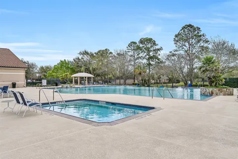 $375,000 | 1448 North Riviera Circle, Pearland, TX 77581