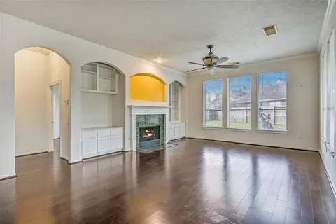 $375,000 | 1448 North Riviera Circle, Pearland, TX 77581