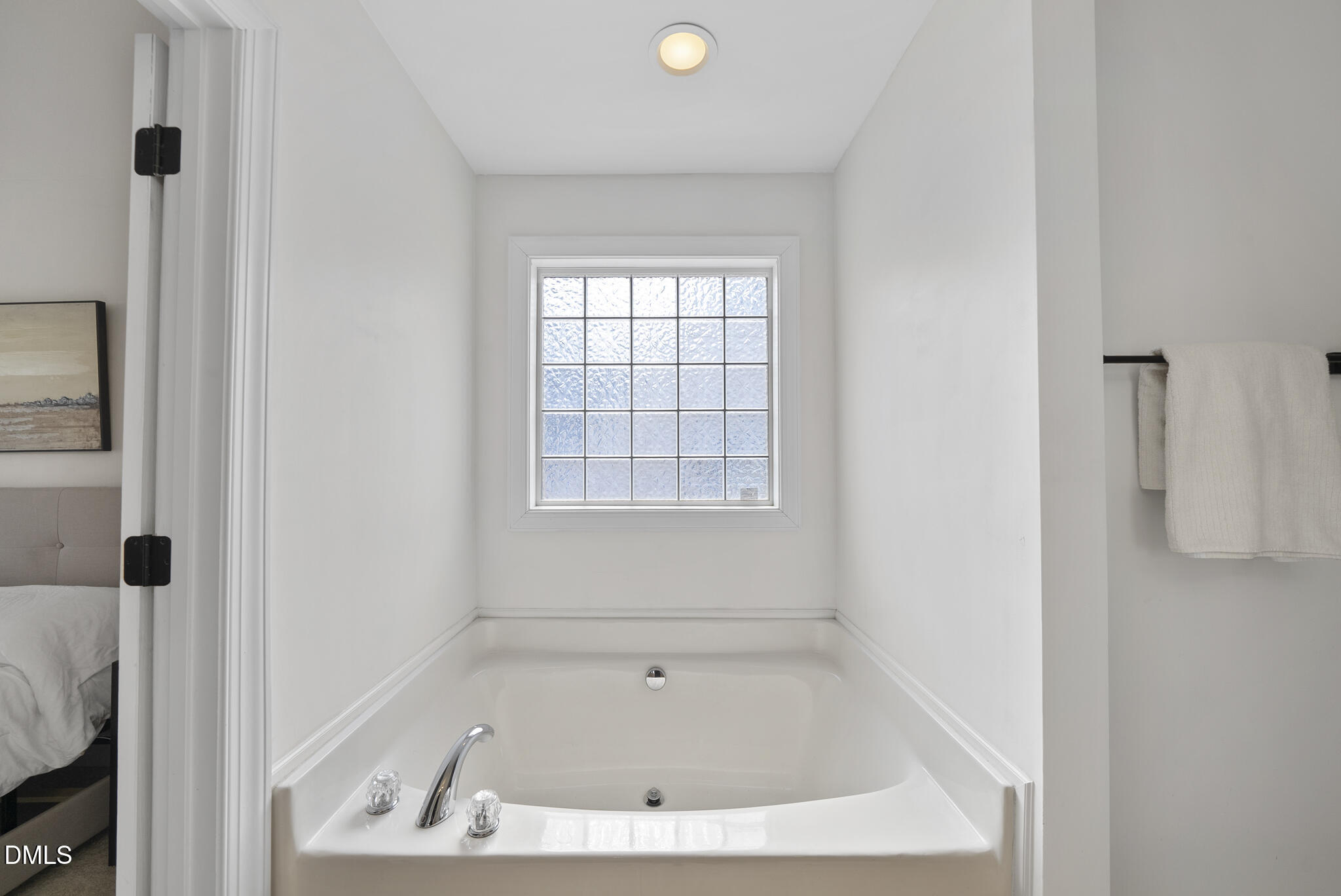 3221 Trassacks Drive Raleigh, NC 27610 - Photo 21 of 40 DSC08673