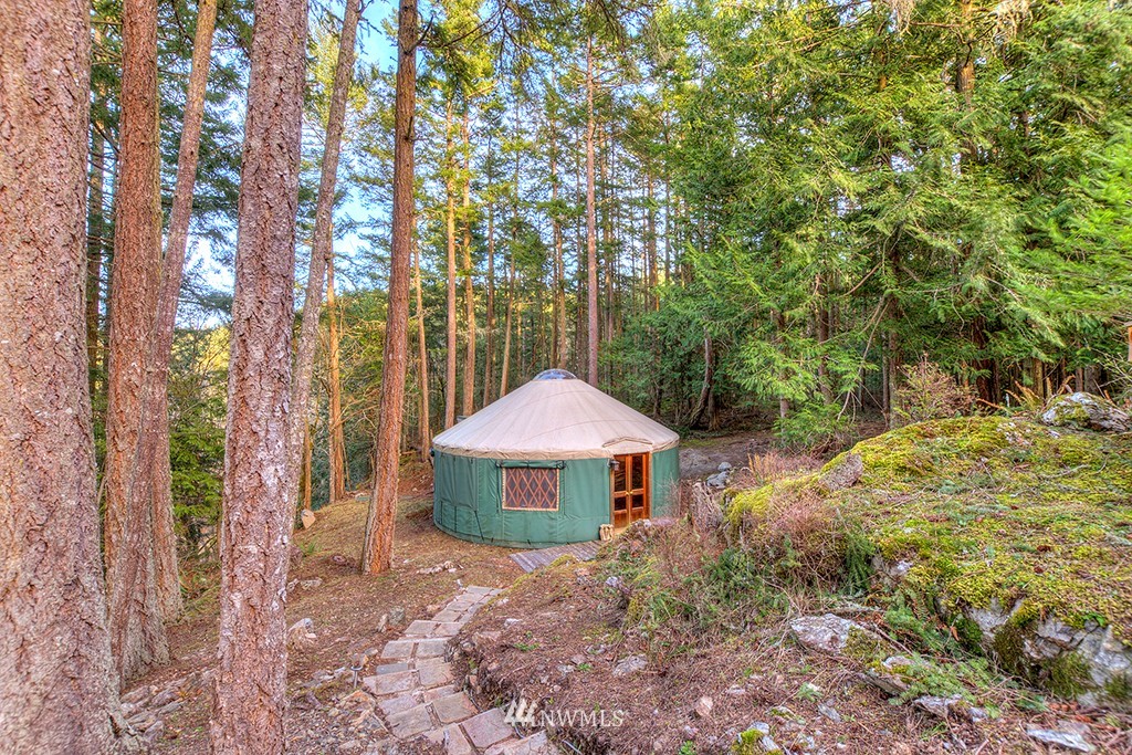 239 Gibbs Road Orcas Island, WA 98280 - Photo 17 of 25 Gallery Image 17