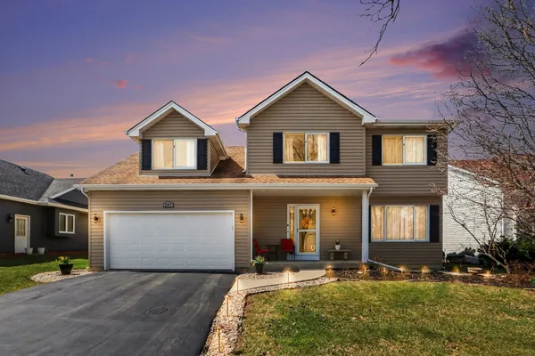 $495,000 | 237 Homewood Drive, Bolingbrook, IL 60440