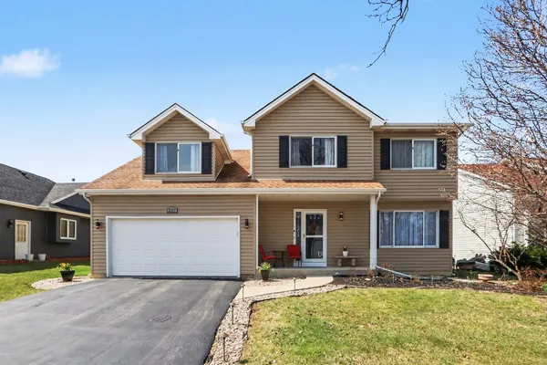 $495,000 | 237 Homewood Drive, Bolingbrook, IL 60440