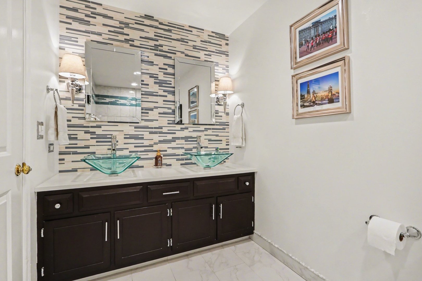 237 Homewood Drive Bolingbrook, IL 60440 - Photo 24 of 37 a bathroom with a sink and a mirror