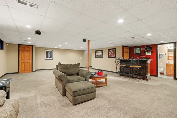 $495,000 | 237 Homewood Drive, Bolingbrook, IL 60440