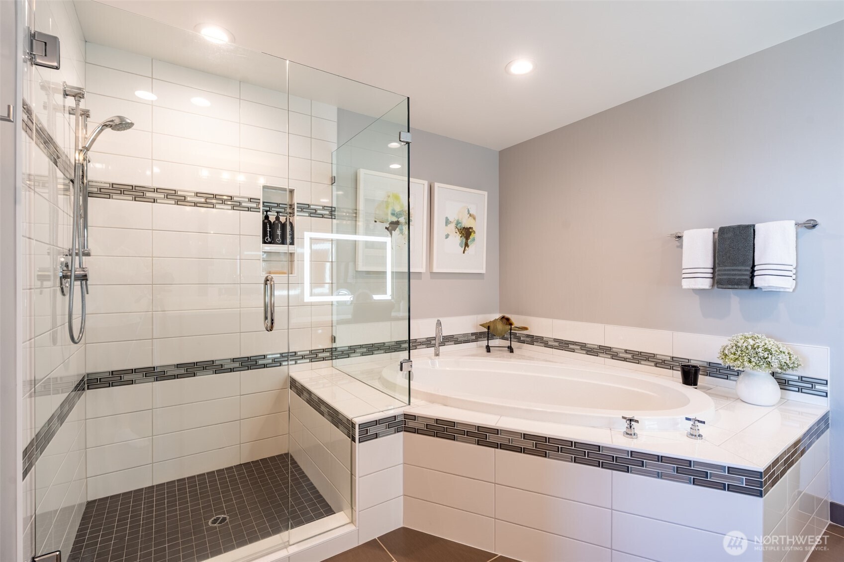 5204 North Bennett Street, Unit 306 Ruston, WA 98407 - Photo 11 of 25 Gallery Image 11