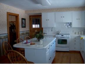 436 Matteson Road Bennington, VT 05257 - Photo 2 of 12