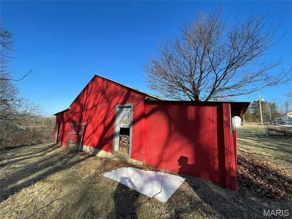 $530,000 | 2902 Clay Street, De Soto, MO 63020