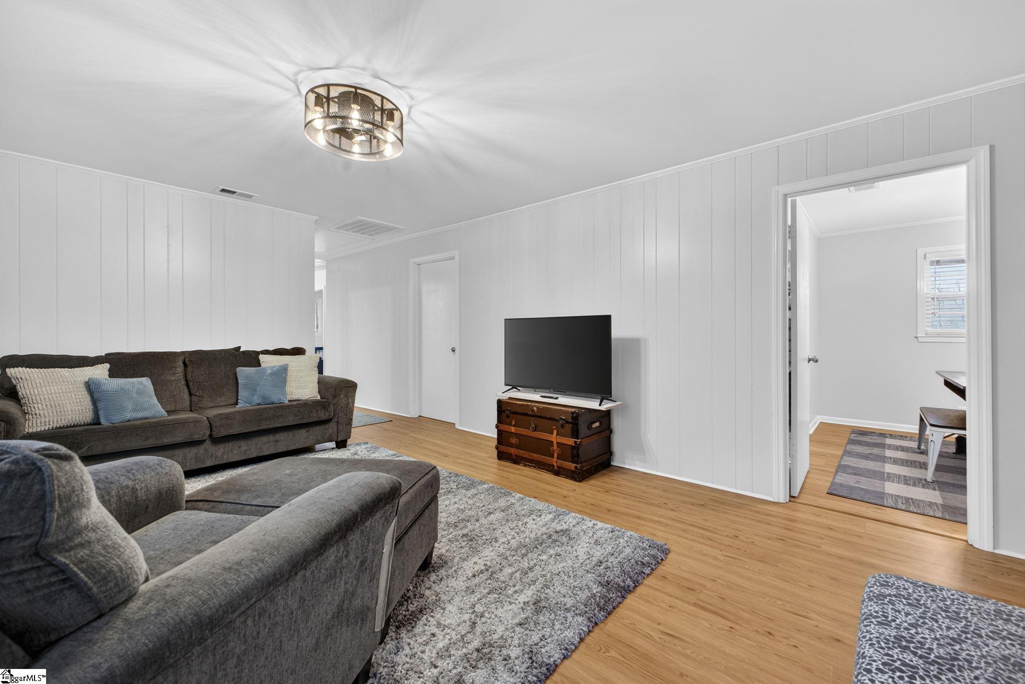 608 South 117 Woodruff, SC 29388 - Photo 38 of 43