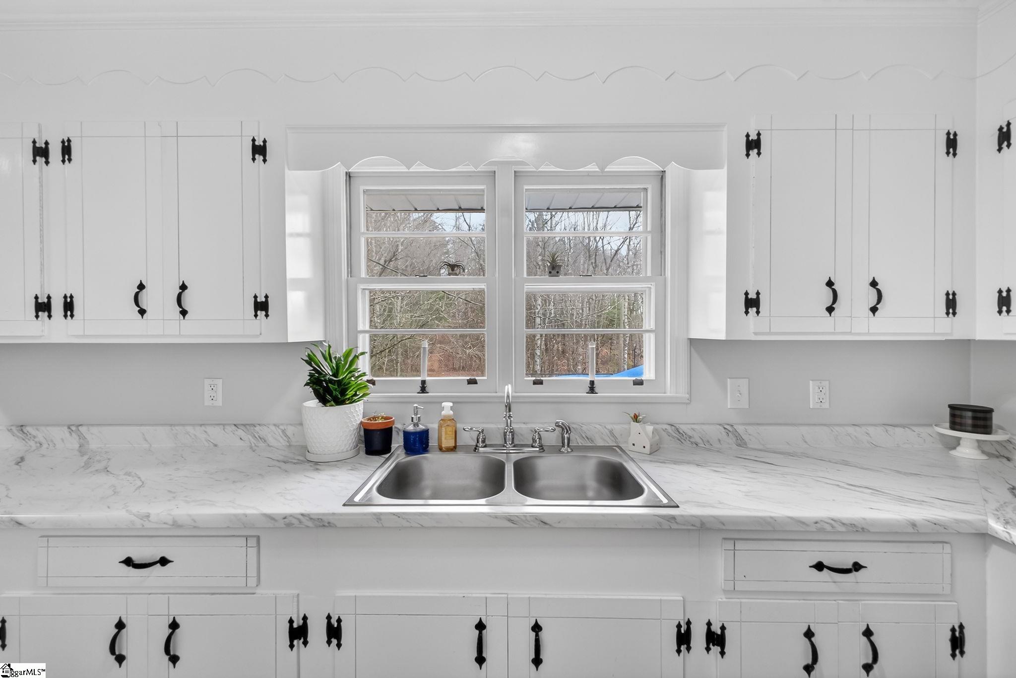 608 South 117 Woodruff, SC 29388 - Photo 10 of 43