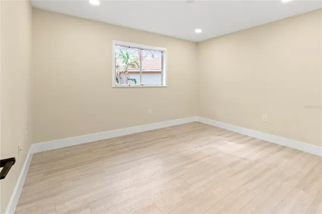 $249,900 | 727 North Jefferson Avenue, Unit 727, Sarasota, FL 34237