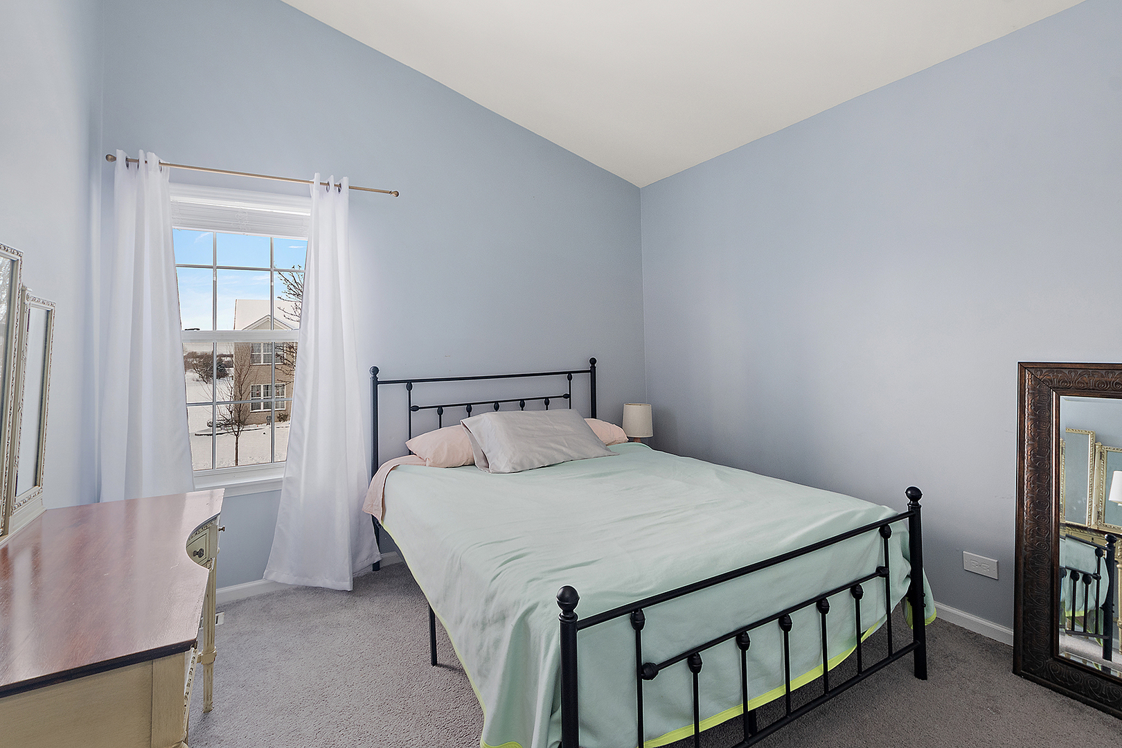 420 Wilshire Lane Bolingbrook, IL 60440 - Photo 20 of 41 a bedroom with a bed and a window