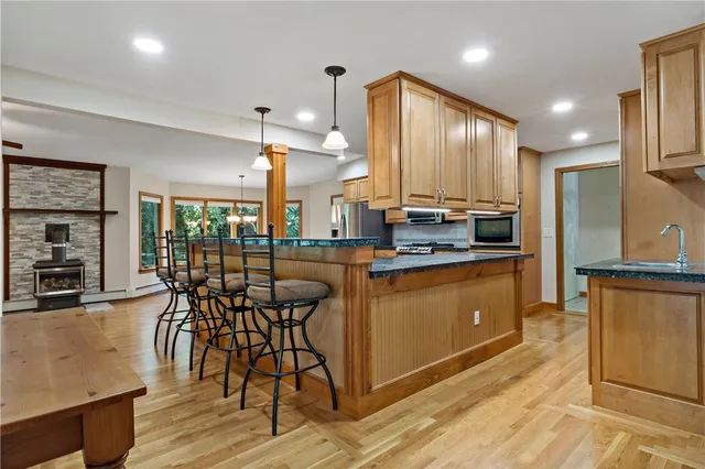 $4,500 | 21 Clifton Road, Bristol, RI 02809