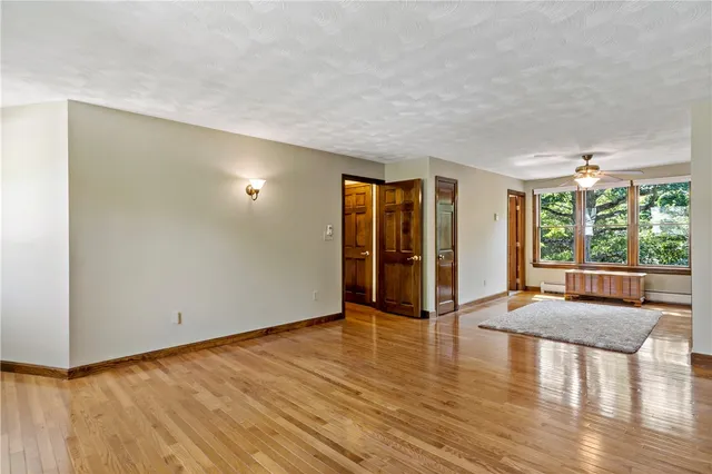 $4,500 | 21 Clifton Road, Bristol, RI 02809