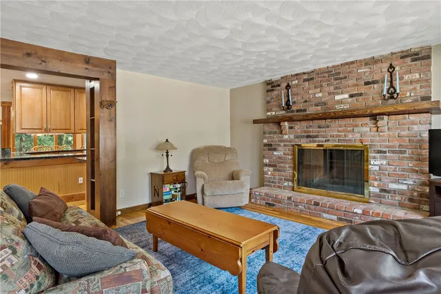 $4,500 | 21 Clifton Road, Bristol, RI 02809