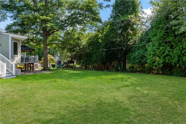 $4,500 | 21 Clifton Road, Bristol, RI 02809