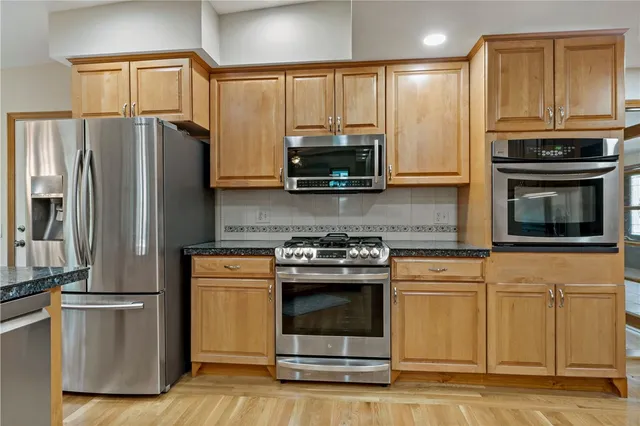 $4,500 | 21 Clifton Road, Bristol, RI 02809