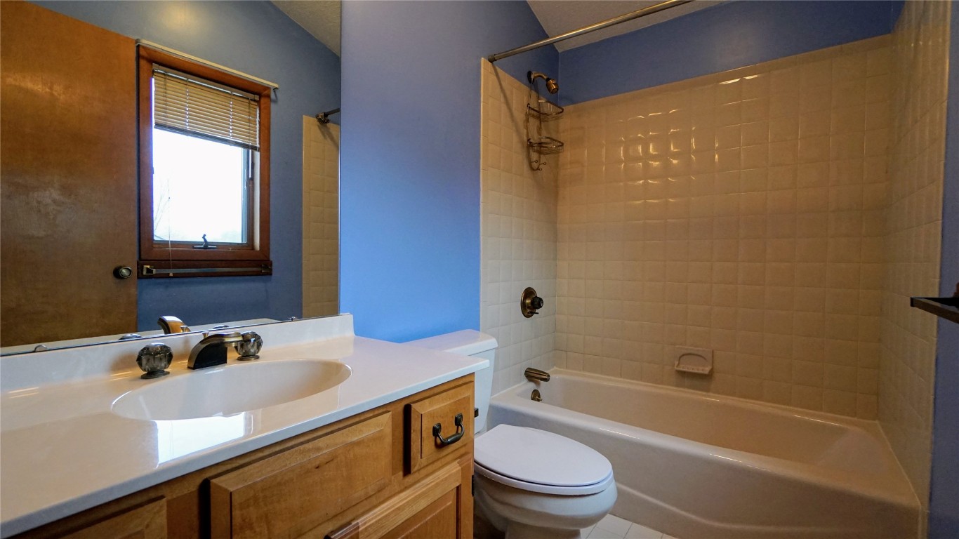 523 Clubhouse Road Vestal, NY 13850 - Photo 26 of 39 Gallery Image 26