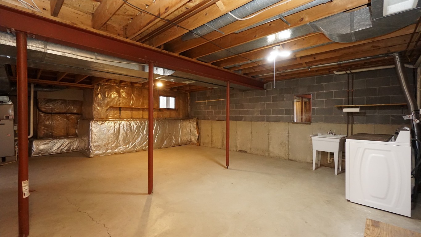 523 Clubhouse Road Vestal, NY 13850 - Photo 35 of 39 Gallery Image 35