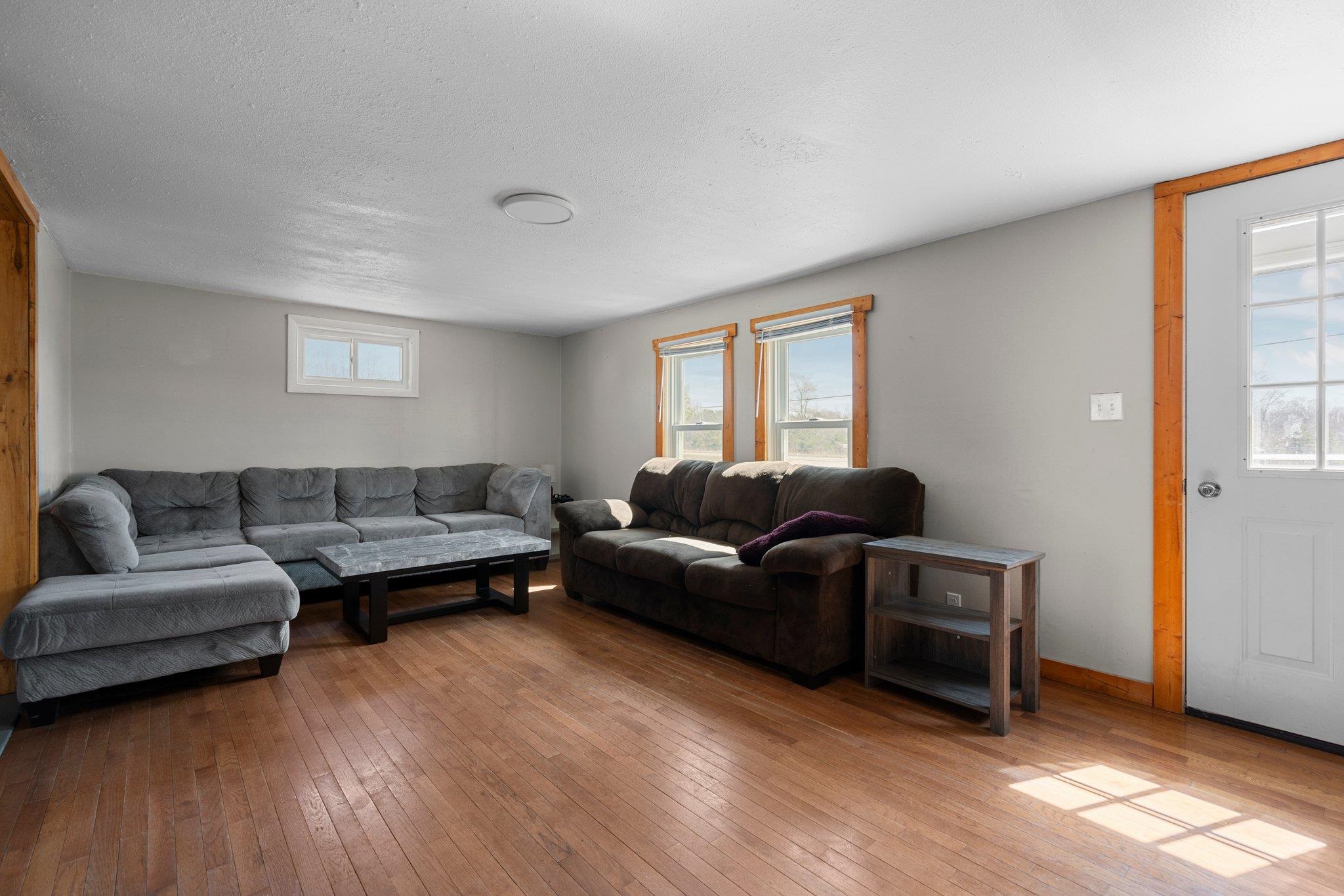 7602 Hoadley Road Benzonia, MI 49616 - Photo 3 of 43