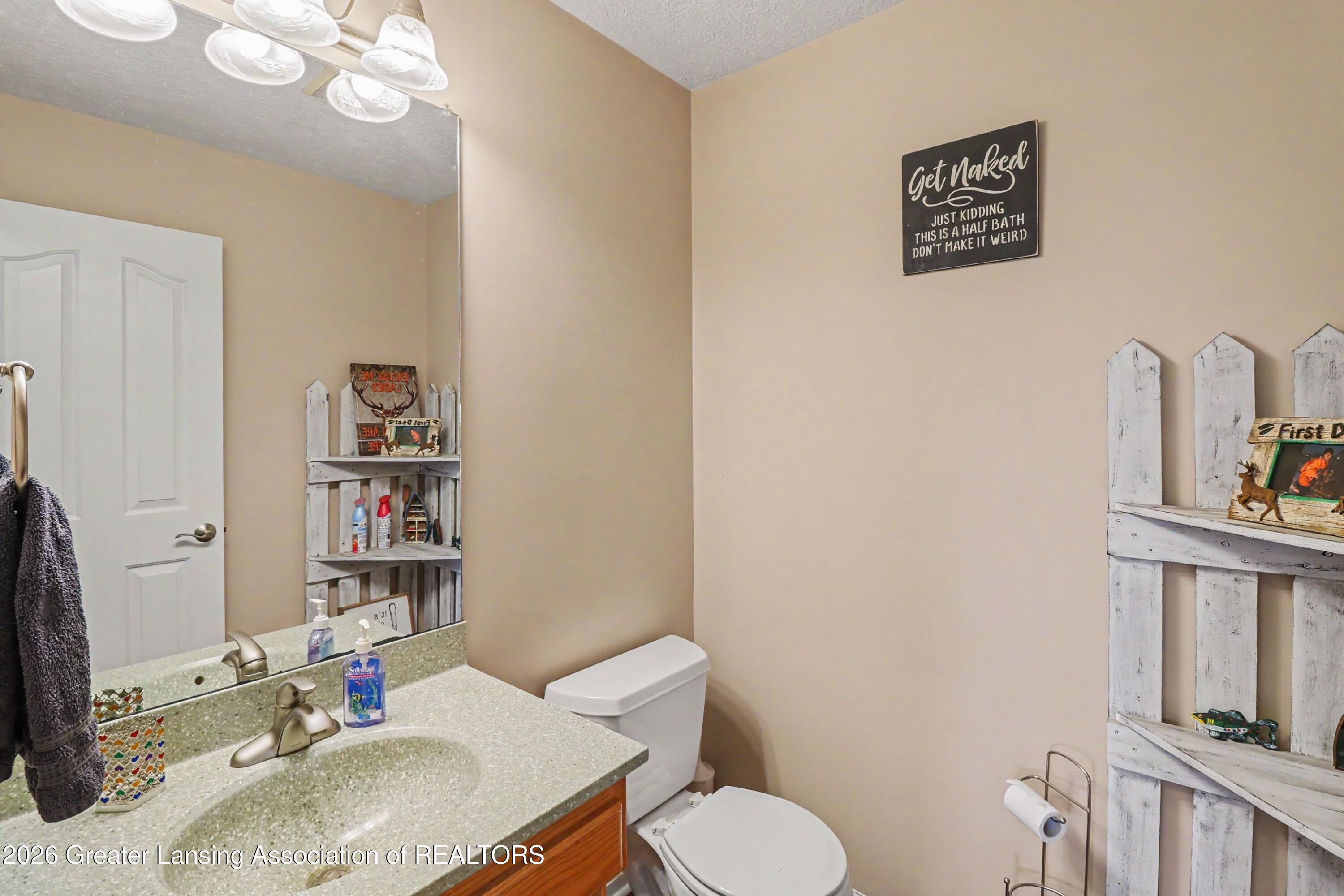 2626 South Edgar Road Mason, MI 48854 - Photo 14 of 28 1/2 Bath