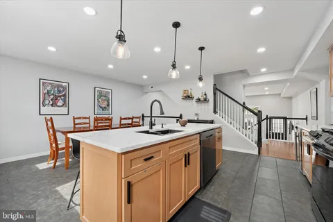 $750,000 | 313 East Wildey Street, Philadelphia, PA 19125