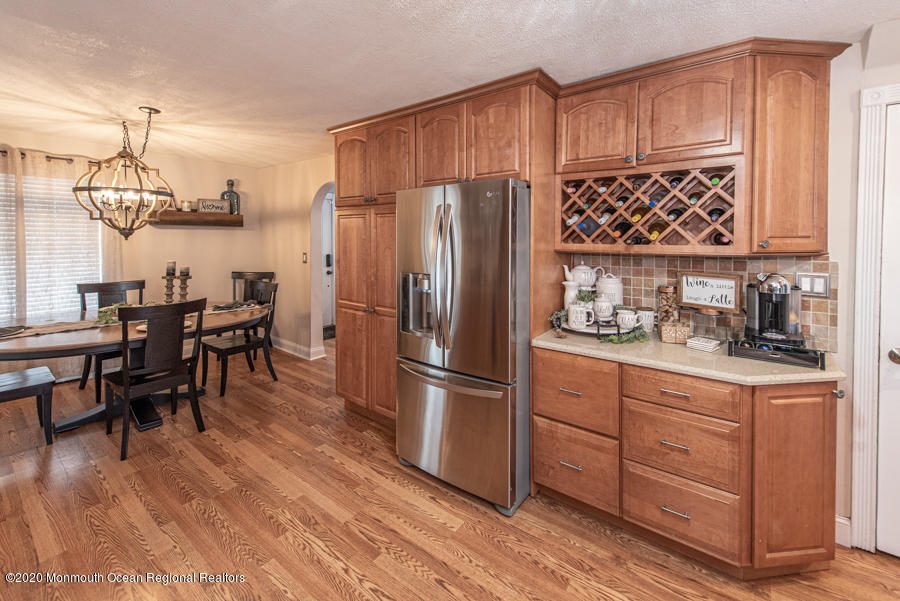 25 Weldon Road Matawan, NJ 07747 - Photo 11 of 50 Kitchen