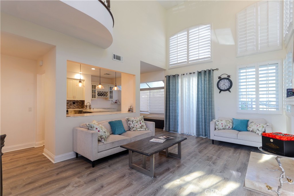 192 Pasto Rico Rancho Santa Margarita, CA 92688 - Photo 4 of 27