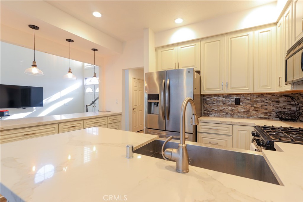 192 Pasto Rico Rancho Santa Margarita, CA 92688 - Photo 10 of 27