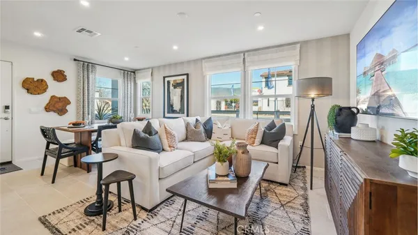 $581,200 | 16210 Lumia Way, Fontana, CA 92336