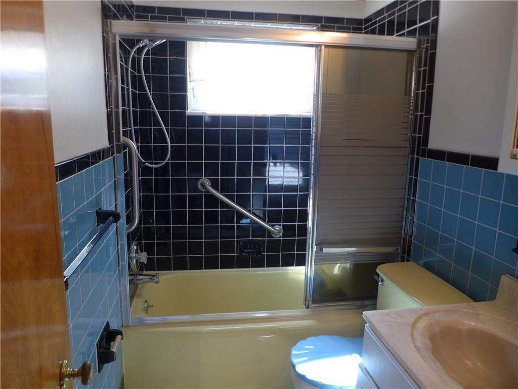 176 West Bruceton Road Pittsburgh, PA 15236 - Photo 11 of 21 Gallery Image 11