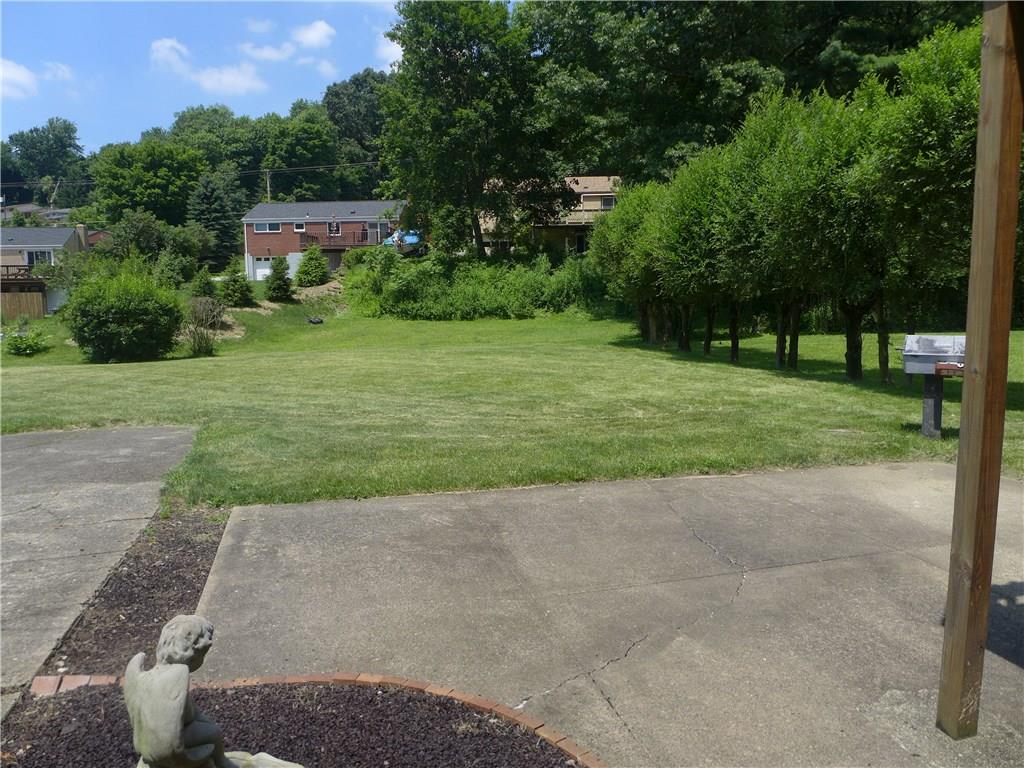 176 West Bruceton Road Pittsburgh, PA 15236 - Photo 20 of 21 Rear patio and level back yard!