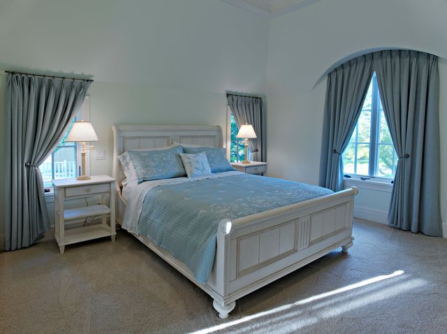 $1,600,000 | 1044 Oak Ridge Drive, Glencoe, IL 60022