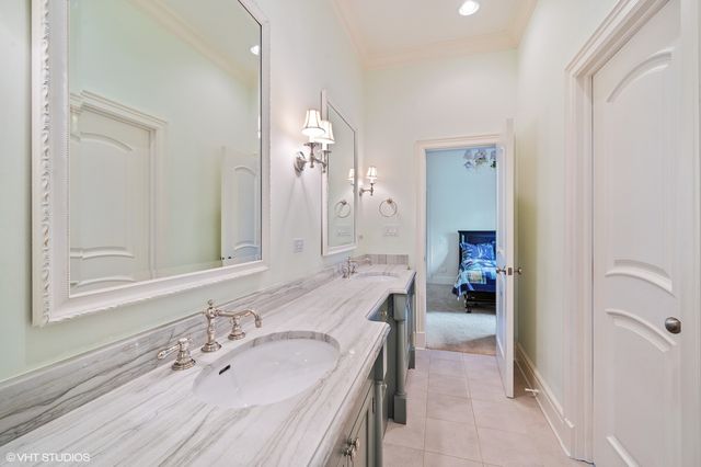 $1,600,000 | 1044 Oak Ridge Drive, Glencoe, IL 60022