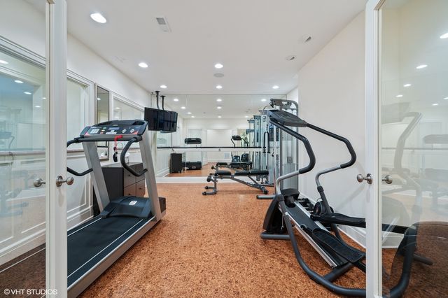 $1,600,000 | 1044 Oak Ridge Drive, Glencoe, IL 60022