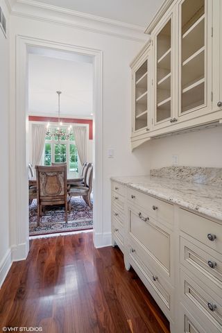 $1,600,000 | 1044 Oak Ridge Drive, Glencoe, IL 60022