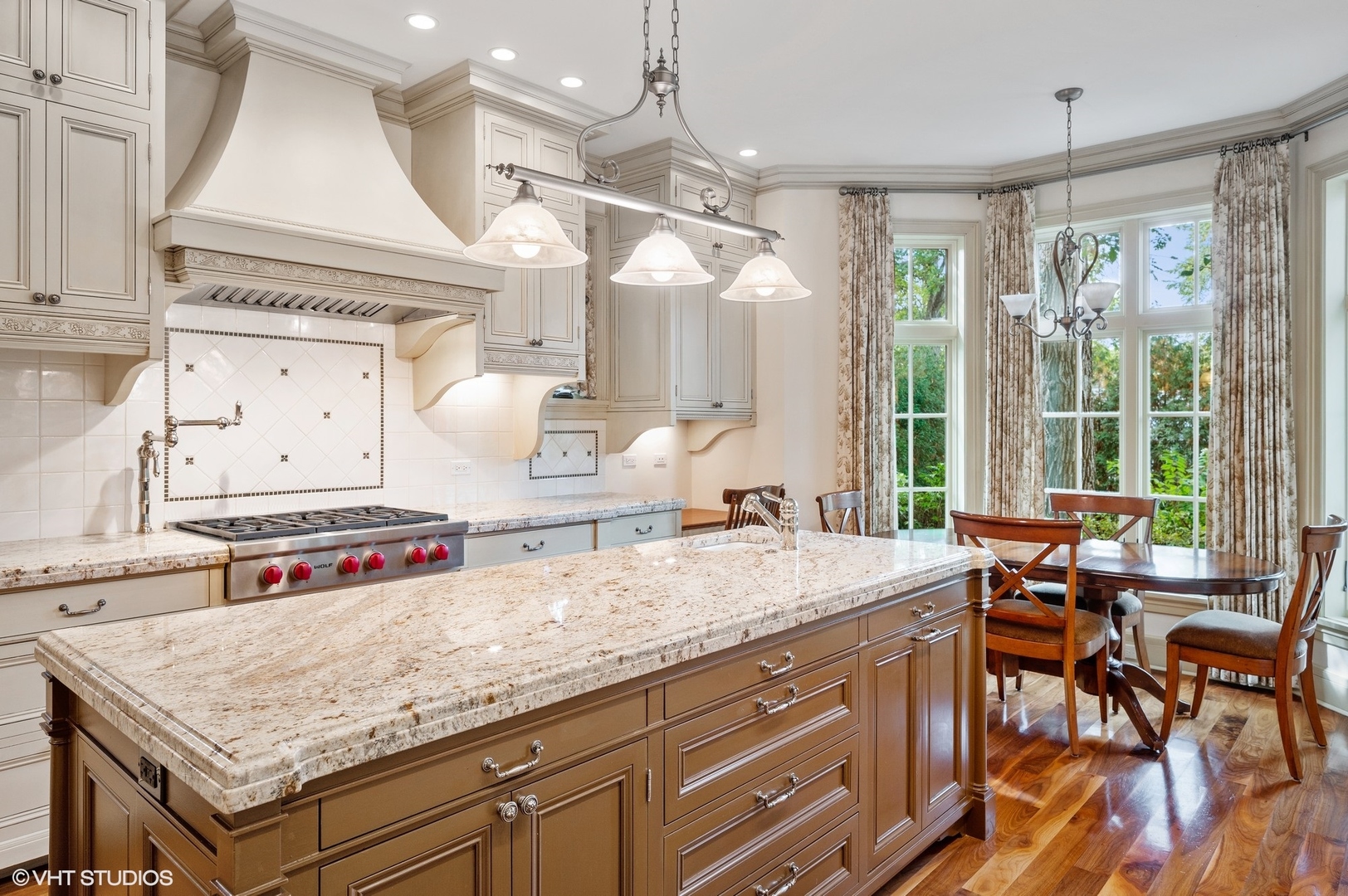 1044 Oak Ridge Drive Glencoe, IL 60022 - Photo 10 of 31