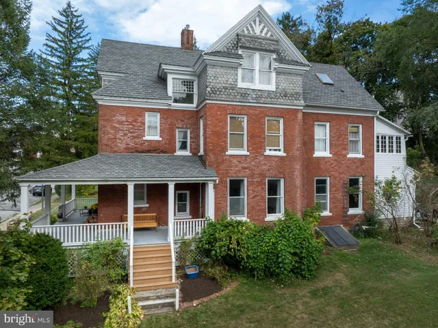 $479,000 | 140 East Linn Street, Bellefonte, PA 16823