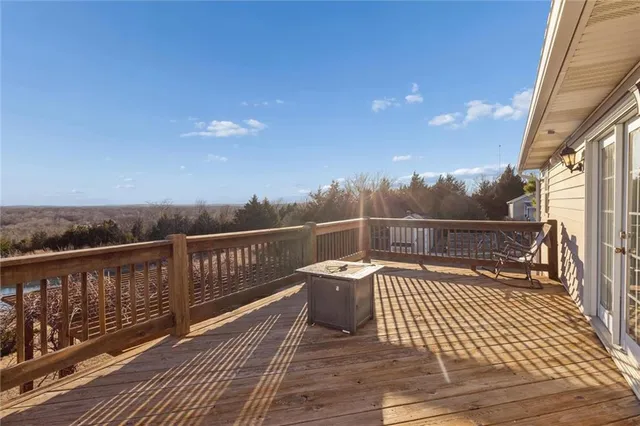 $345,000 | 220 Overlook Drive, Caney, KS 67333