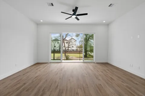 $449,900 | 826 Curtin Street, Unit G, Houston, TX 77018