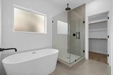 $449,900 | 826 Curtin Street, Unit G, Houston, TX 77018