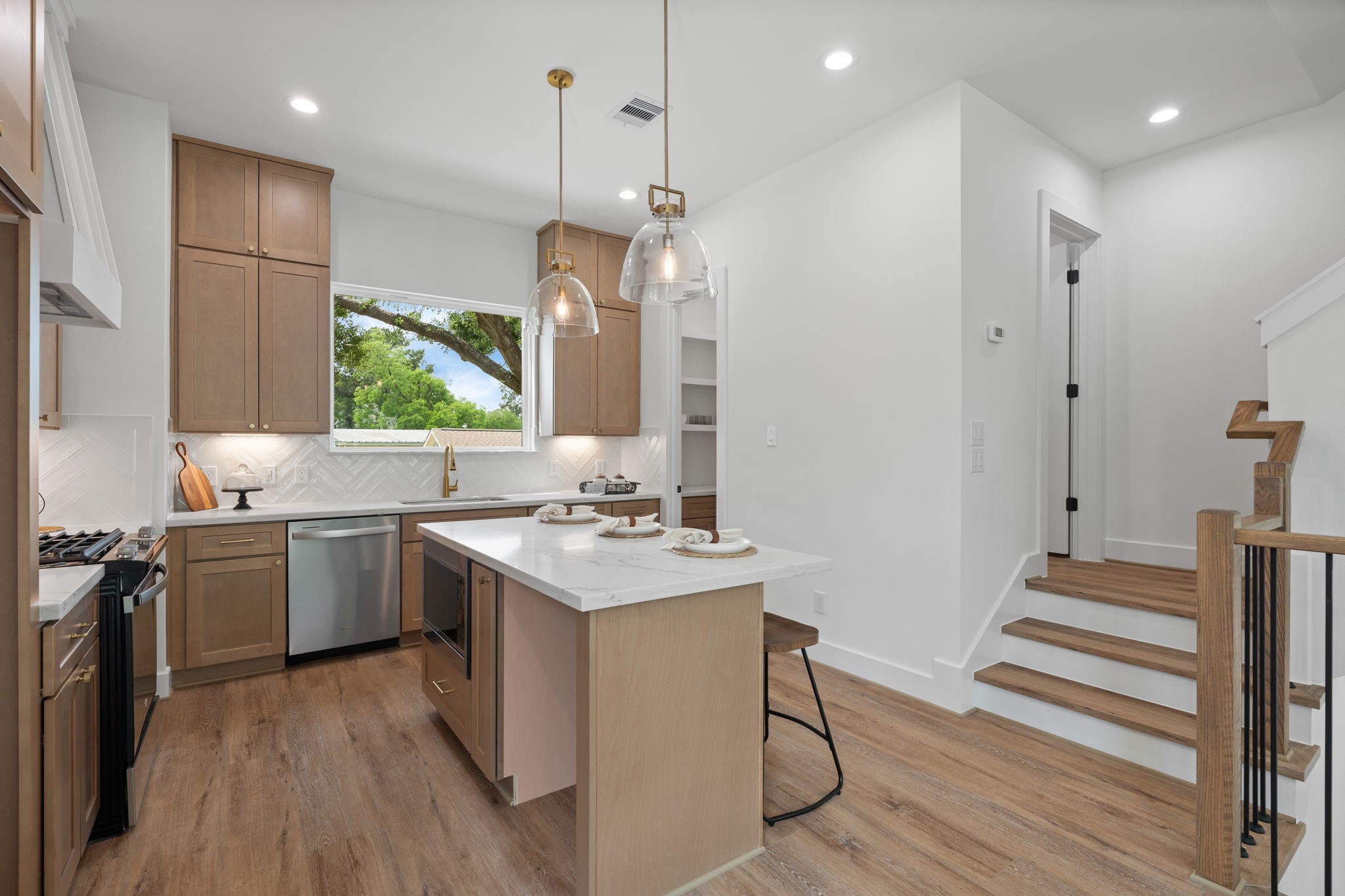 826 Curtin Street, Unit G Houston, TX 77018 - Photo 31 of 40