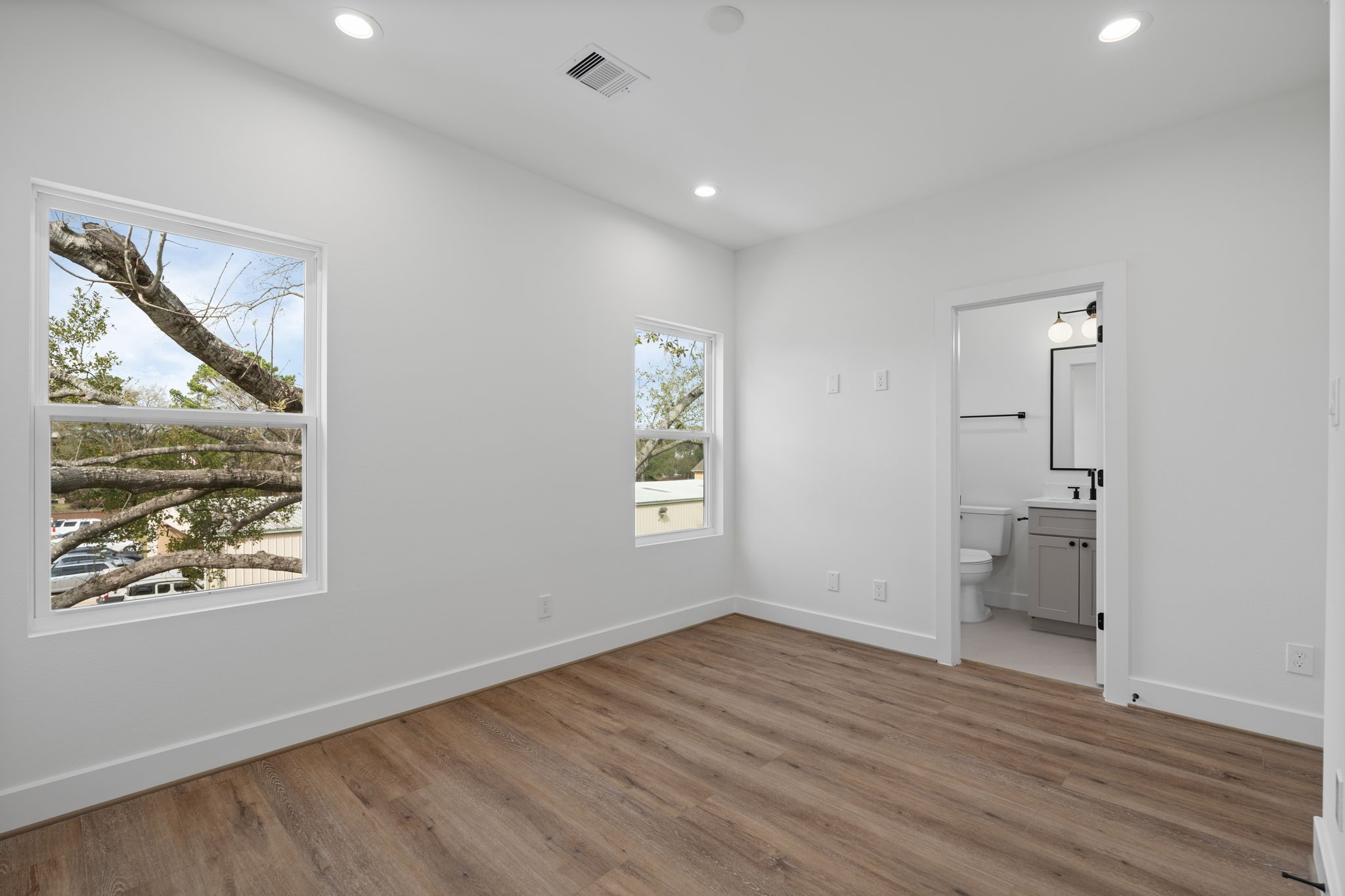 826 Curtin Street, Unit G Houston, TX 77018 - Photo 32 of 37