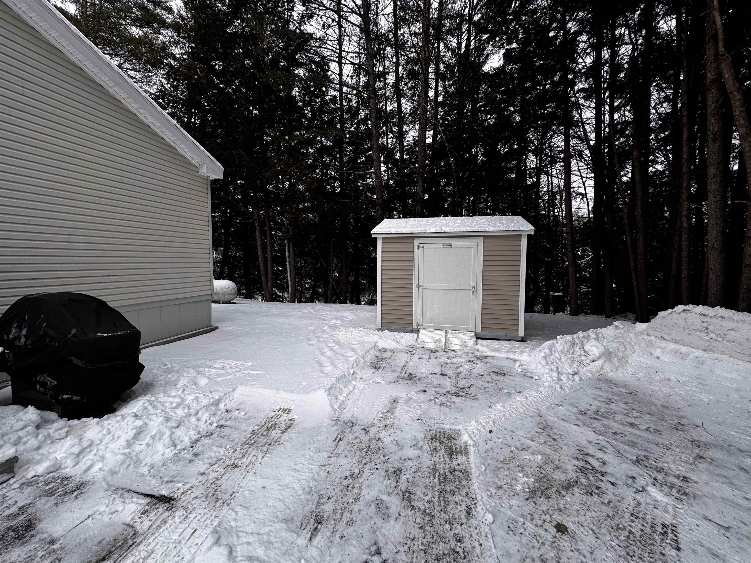 30 Evergreen Lane Hopkinton, NH 03229 - Photo 18 of 24