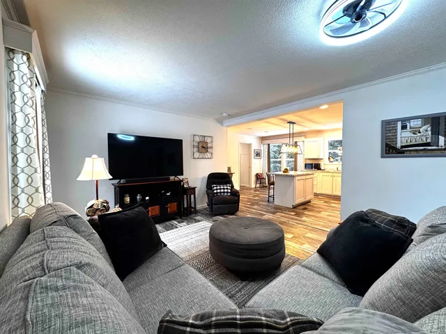 $179,000 | 30 Evergreen Lane, Hopkinton, NH 03229