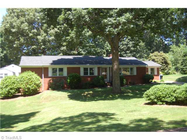 520 Cliff Road Asheboro, NC 27203 - Photo 1 of 16 Exterior Front.