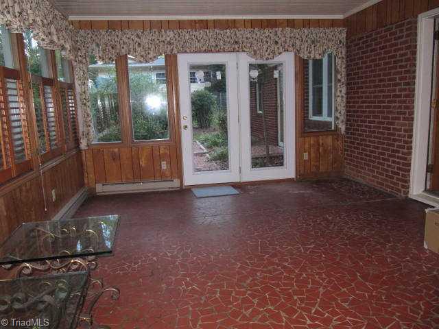 520 Cliff Road Asheboro, NC 27203 - Photo 8 of 16 Sunroom.