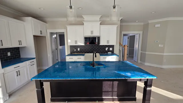 $465,000 | 170 Freedom Rdg Drive, Smithfield, NC 27577