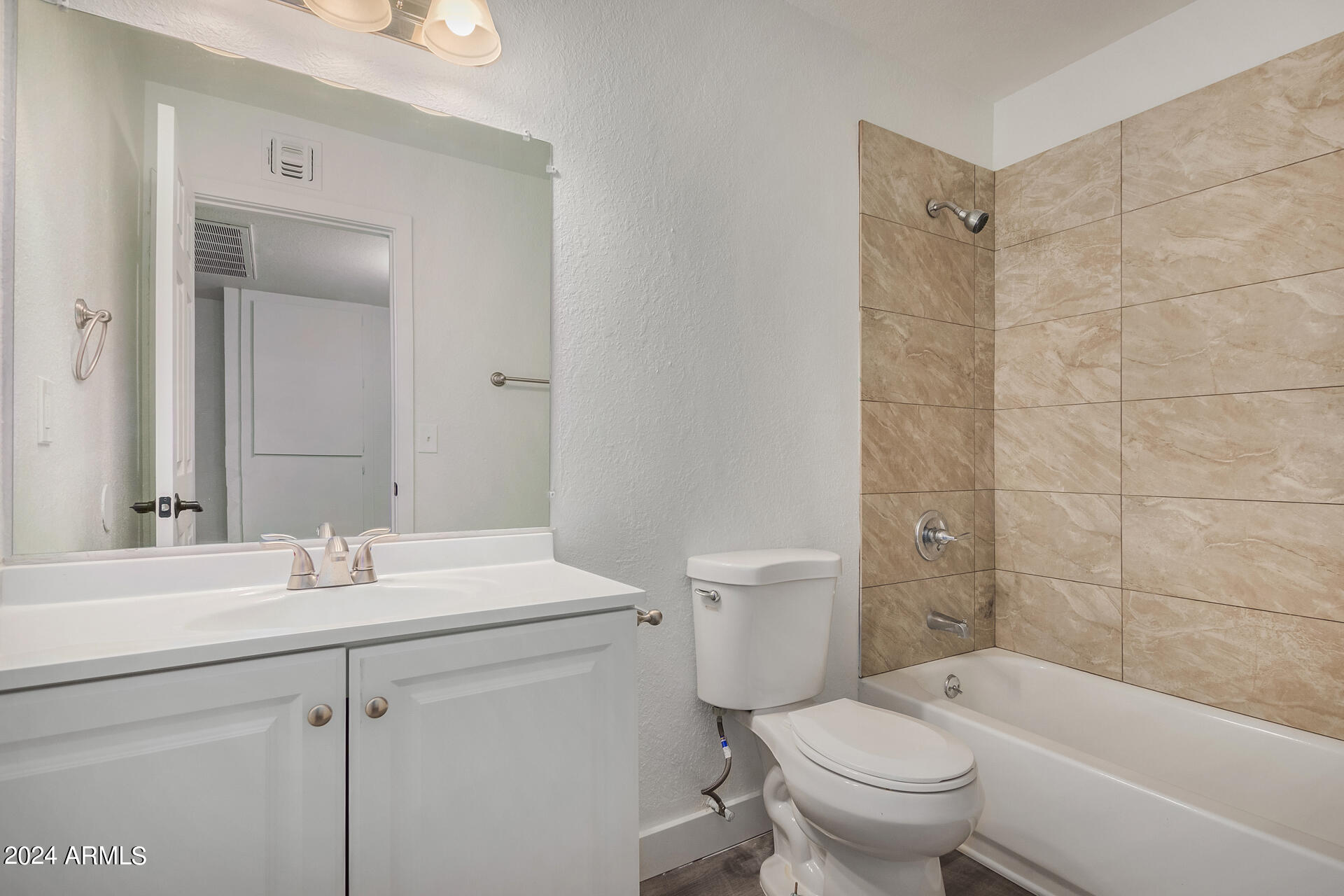 18202 Cave Creek Road, Unit 111 Phoenix, AZ 85032 - Photo 5 of 9